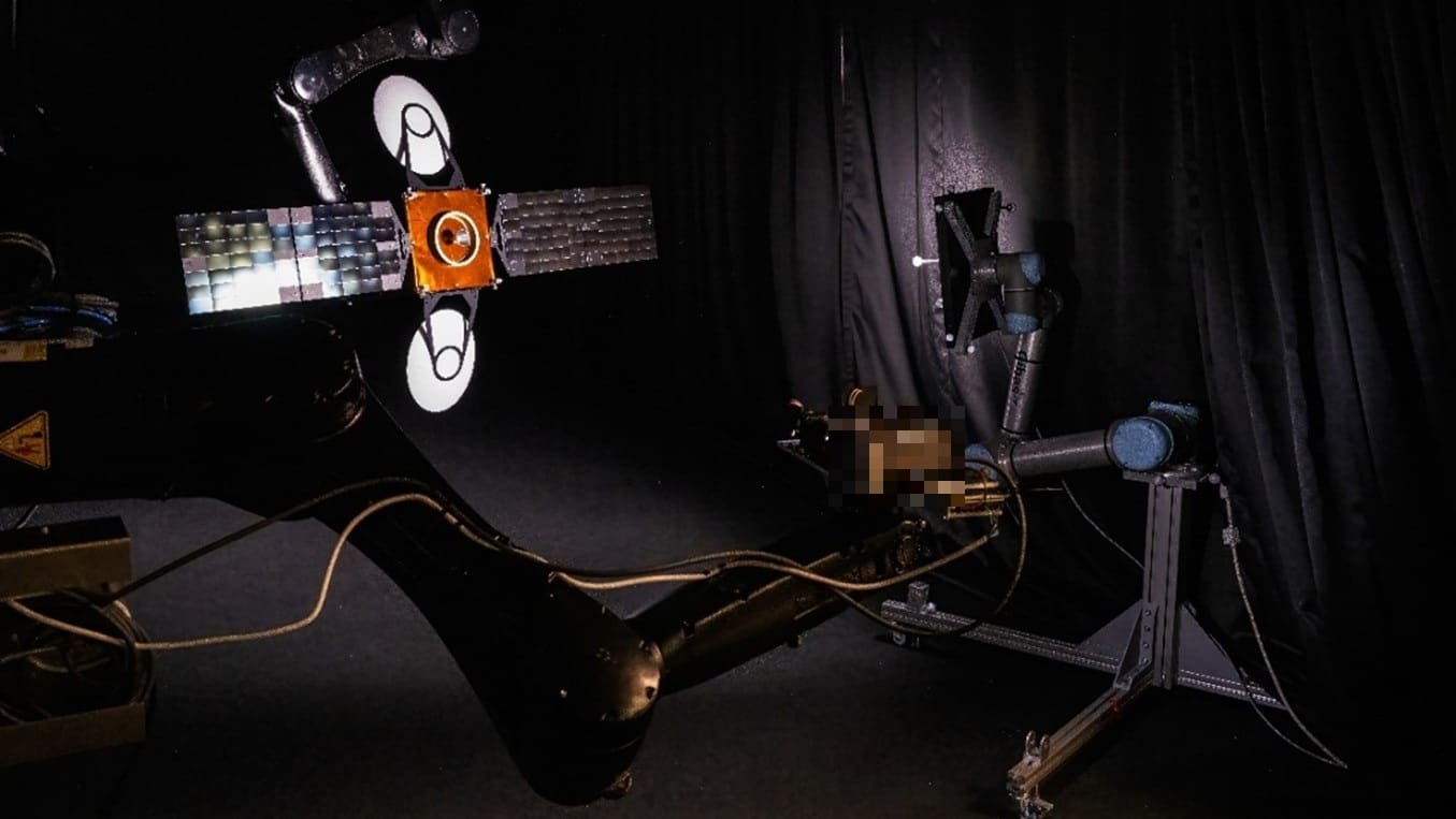 Satellites refuelled and repaired in space